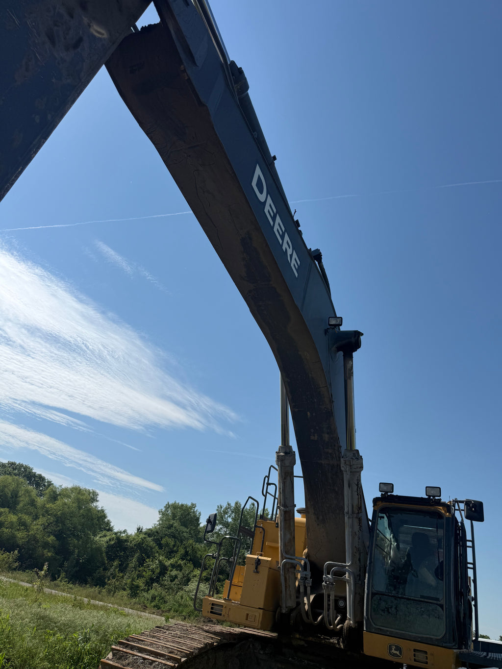 2017 Deere 670G LC with 11,505 Hrs