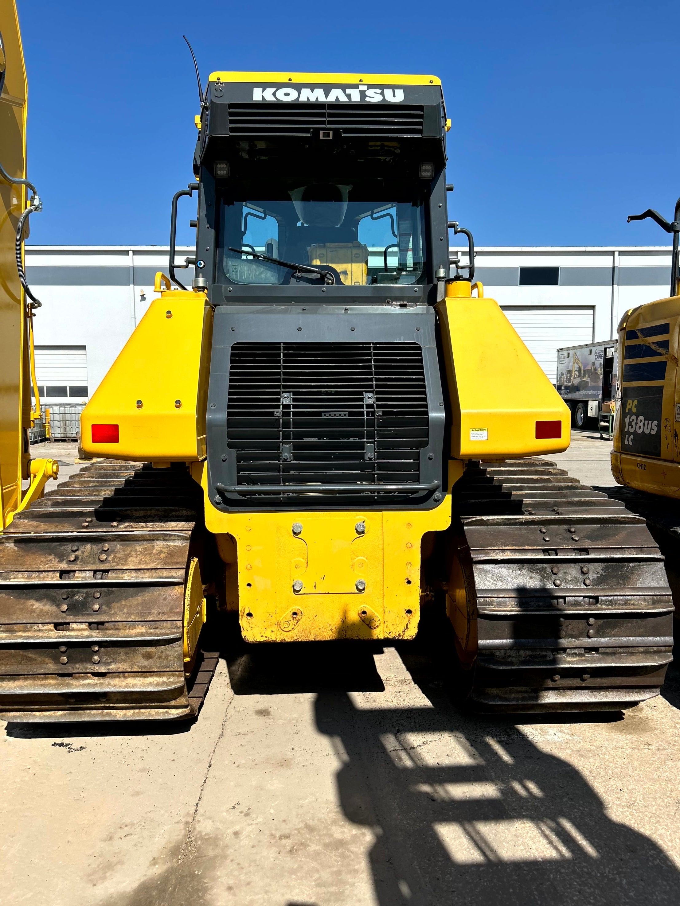 2022 D61PXi-24 with 1792.9 Hours