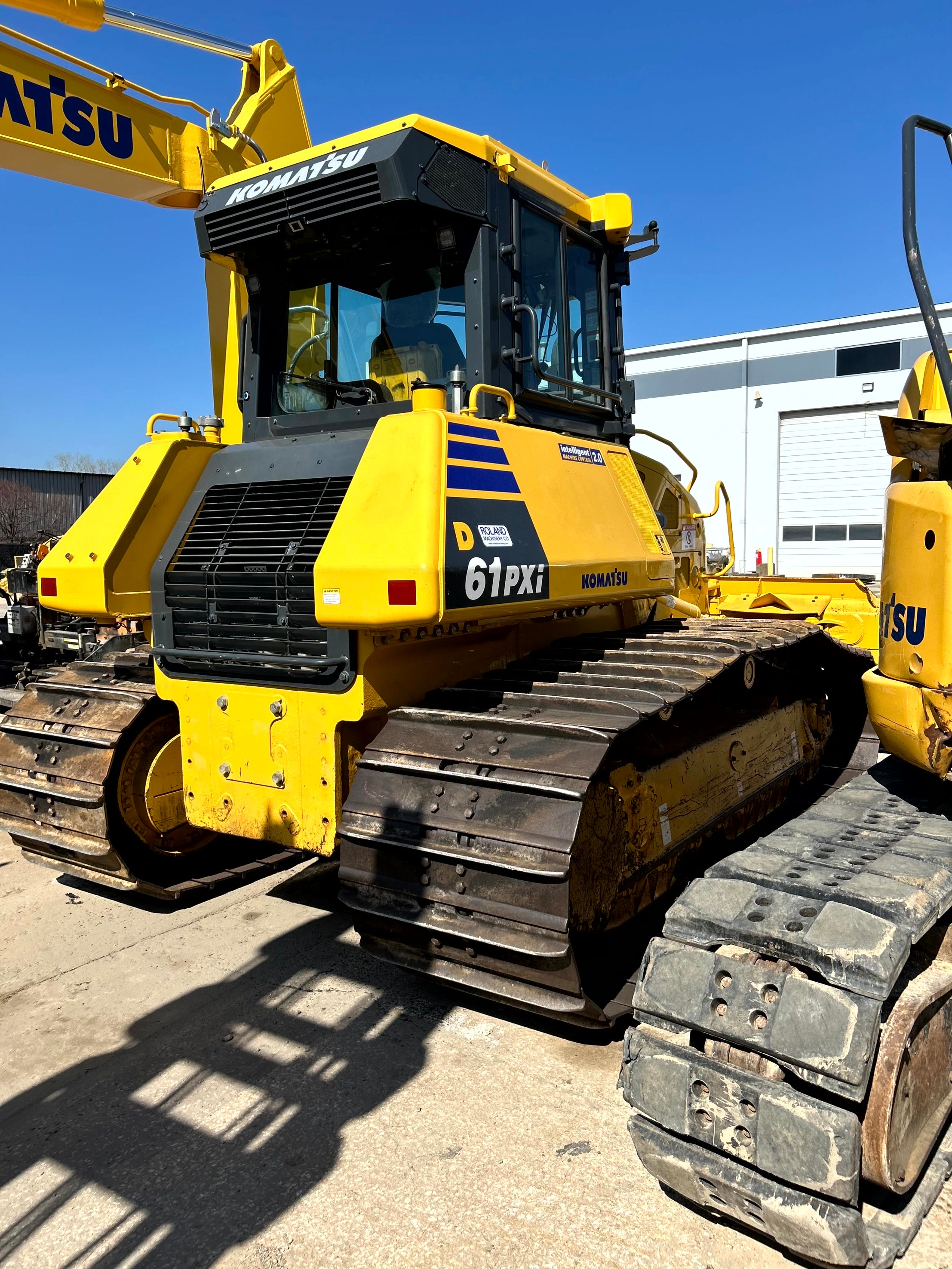 2022 D61PXi-24 with 1792.9 Hours