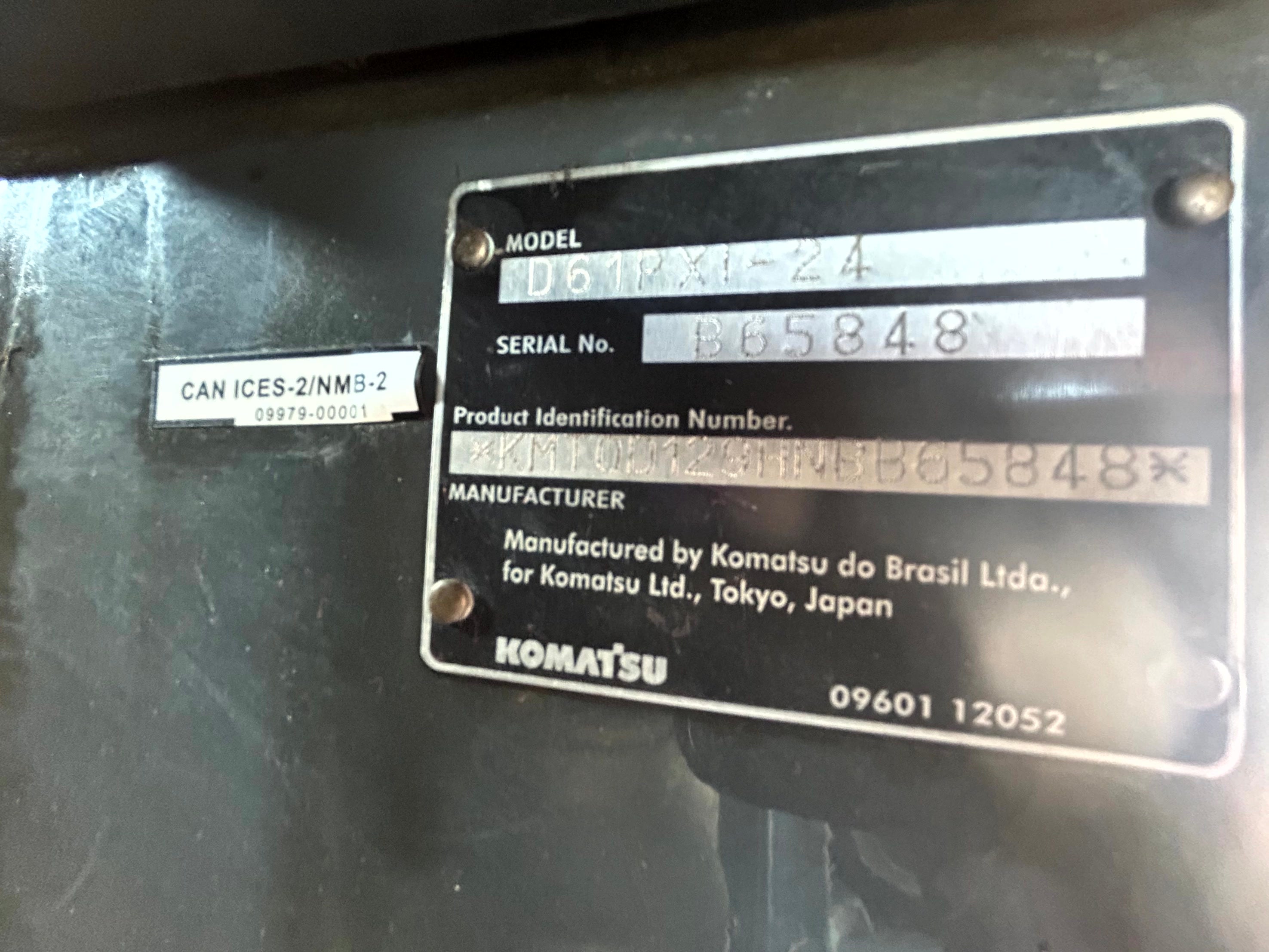 2022 D61PXi-24 with 2996 Hours