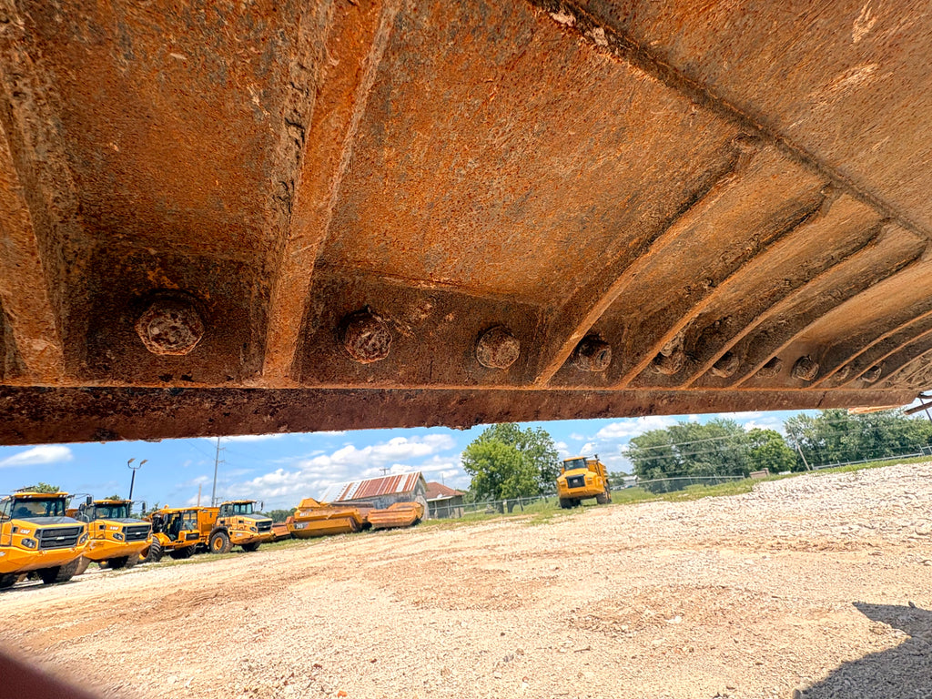Used Cat D8T Dozer for Sale – 2011 Caterpillar D8T, 12,677 Hours, Ripper