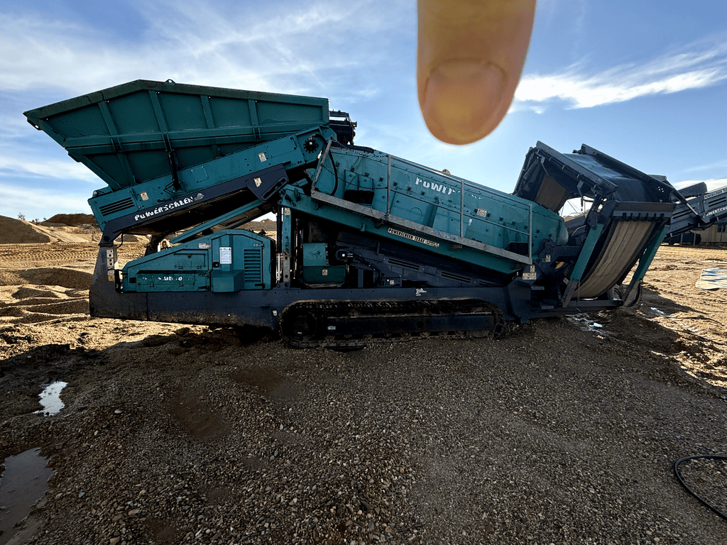 2018 Powerscreen Warrior 1800 with 3461 Hours