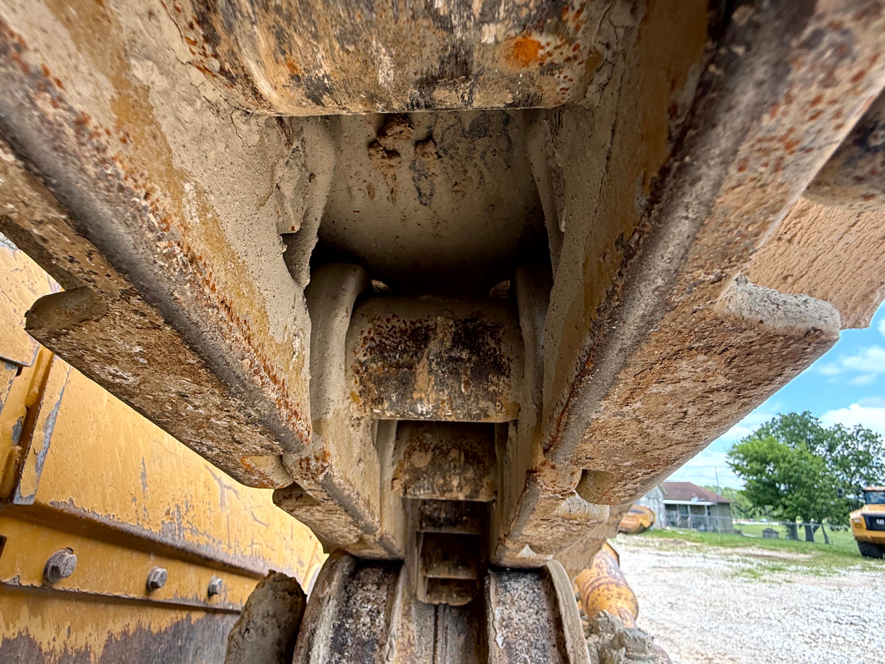 Used Cat D8T Dozer for Sale – 2011 Caterpillar D8T, 12,677 Hours, Ripper