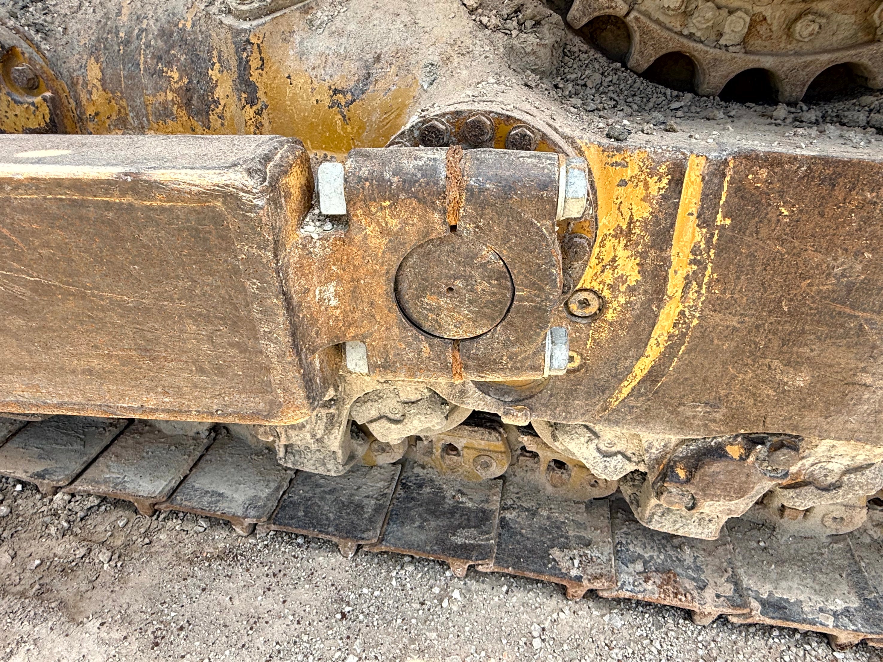 Used Cat D8T Dozer for Sale – 2011 Caterpillar D8T, 12,677 Hours, Ripper