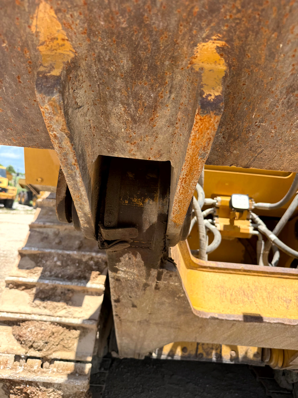 Used Cat D8T Dozer for Sale – 2011 Caterpillar D8T, 12,677 Hours, Ripper