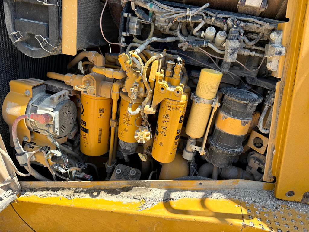 Used Cat D8T Dozer for Sale – 2011 Caterpillar D8T, 12,677 Hours, Ripper