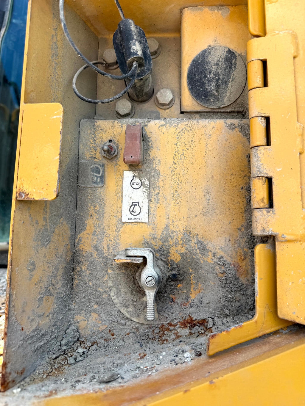 Used Cat D8T Dozer for Sale – 2011 Caterpillar D8T, 12,677 Hours, Ripper
